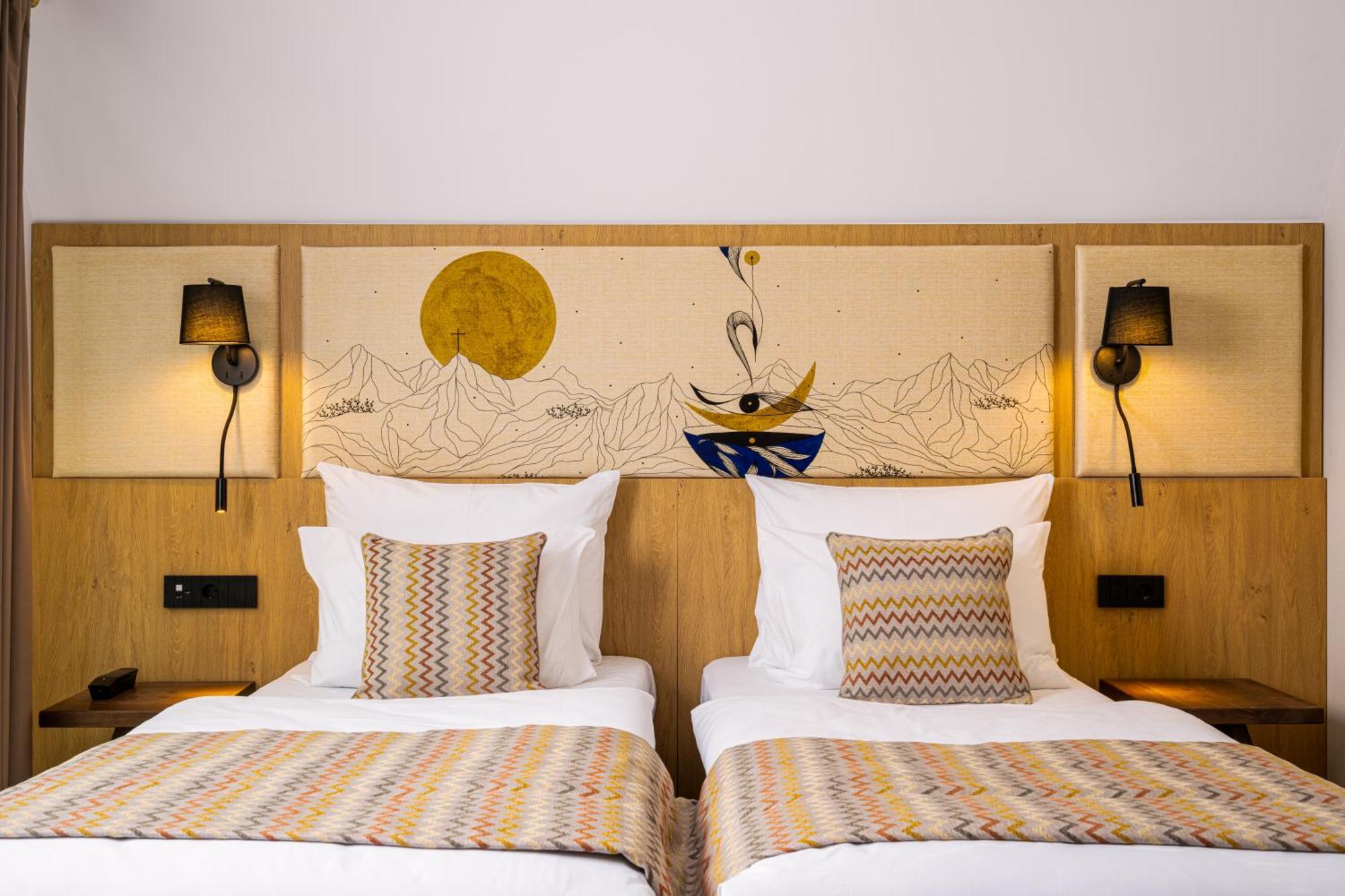 Hotel Valedor Boutique & Spa Буштені Екстер'єр фото